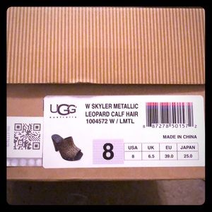UGG Metallic Leopard print